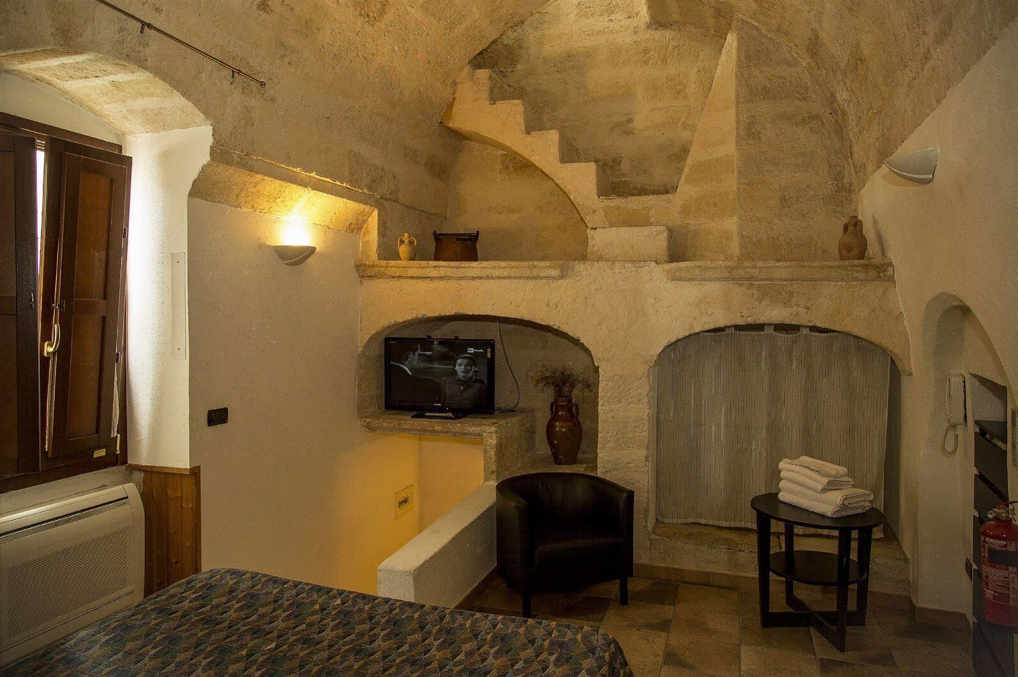 Vecchia Mottola Albergo Diffuso מראה חיצוני תמונה